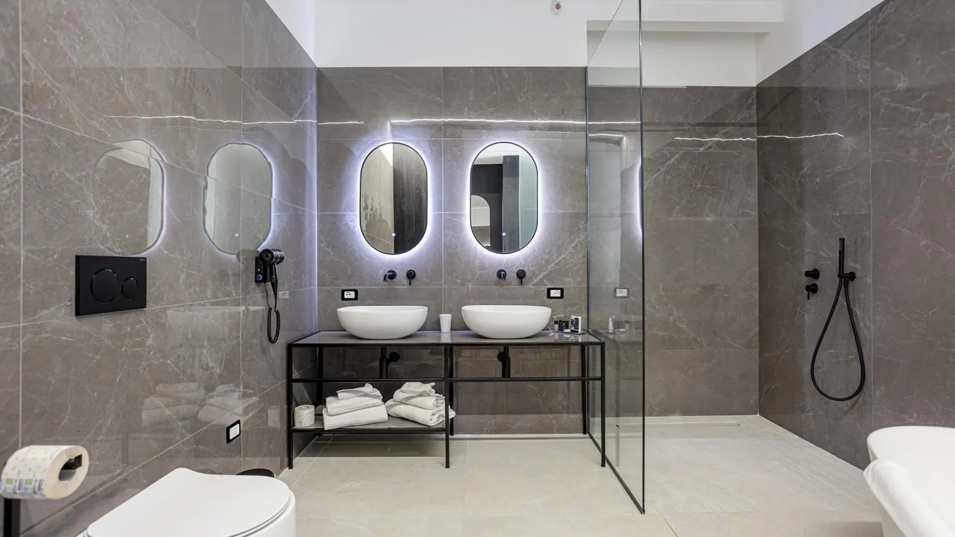 *** Bed & Breakfast Nostos Rooms & Apartments Syracuse Italy