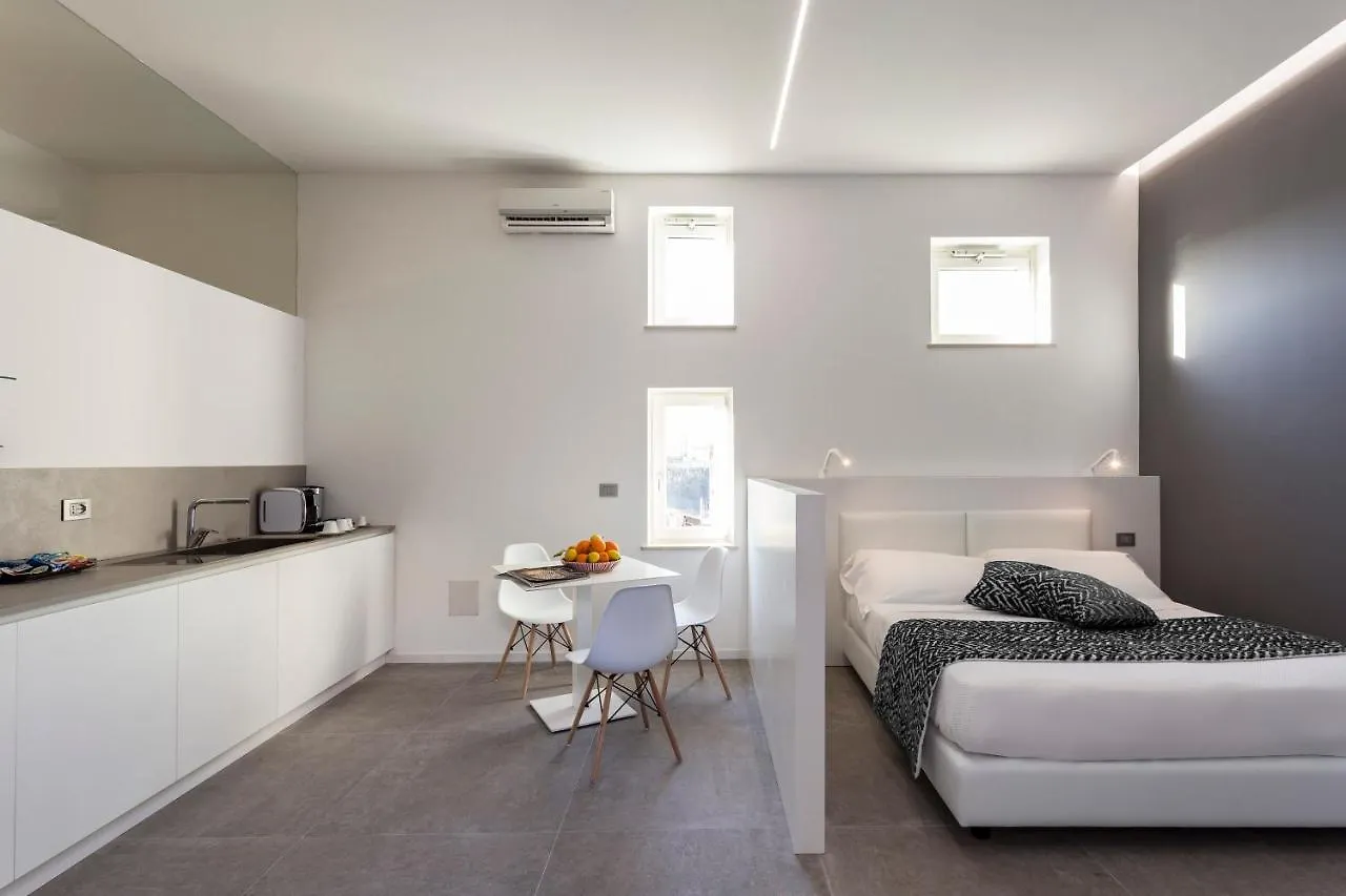 Bed & Breakfast Nostos Rooms & Apartments Syracuse