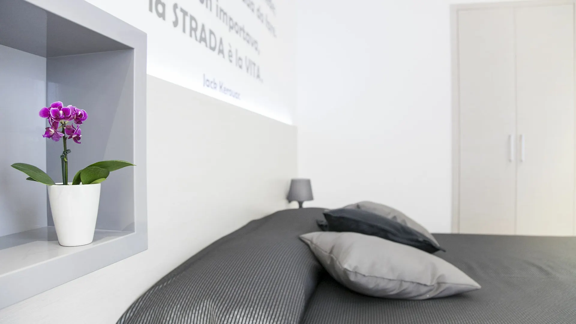 Nostos Rooms & Apartments Syracuse