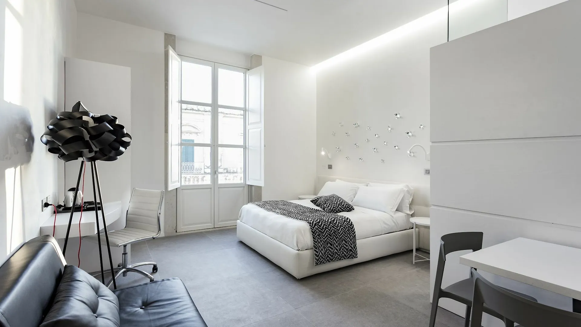 Nostos Rooms & Apartments Syracuse Bed & Breakfast
