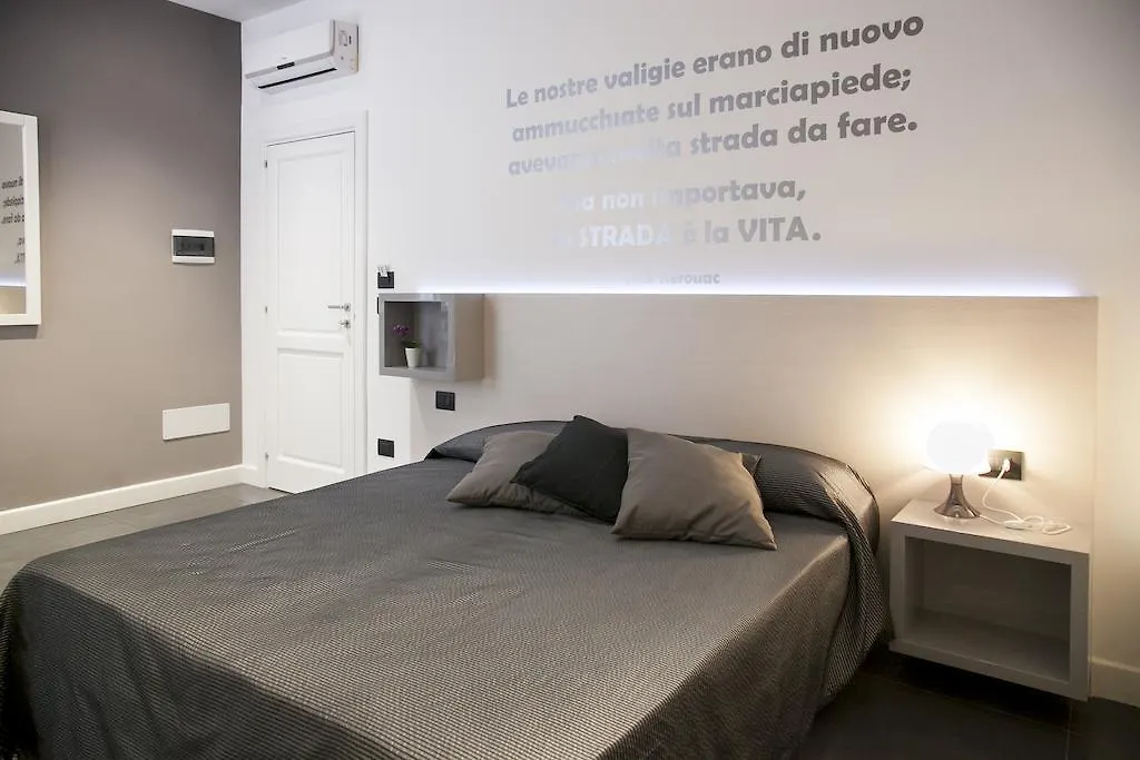 סירקוזה Nostos Rooms & Apartments 3*,  איטליה